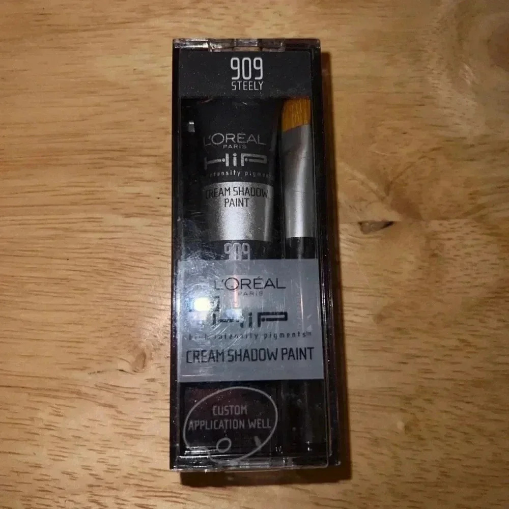 HIP by Loreal eyeshadow cream paint 909 "Steely"